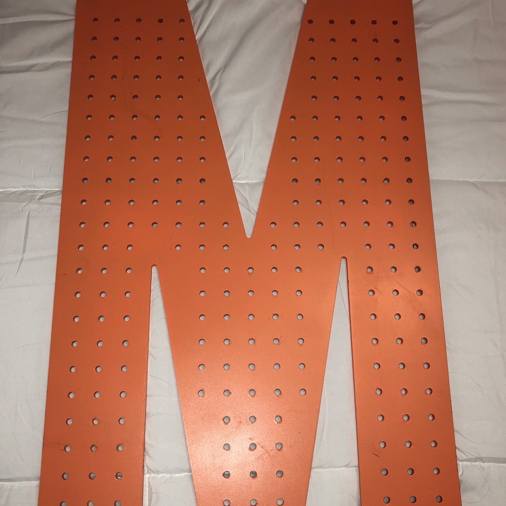 M room decor